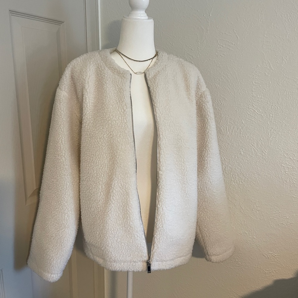 NWT Calvin Klein Oversized Off-White Teddy Jacket